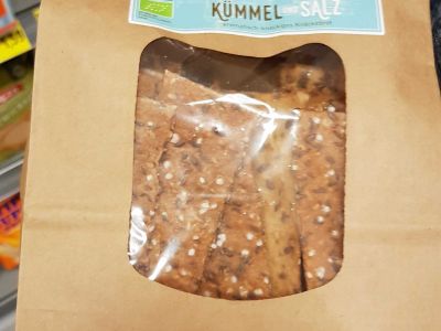 Bio-Knäckebrot von der Firma Rasche aus Zernien bei EDEKA Heidrun Hildebrandt im Landkreis Lüchow-Dannenberg